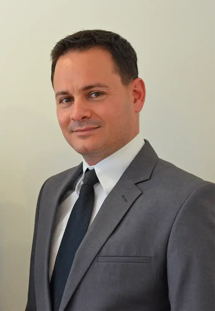 עו"ד ונוטריון רענן בלטנר